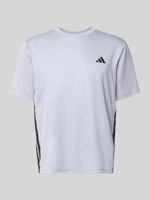 Regular Fit Sport T-Shirt mit Logo-Print
Shop The Look MANNEQUINE