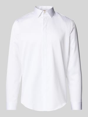 Koszula biznesowa o kroju slim fit z kołnierzykiem typu kent Shop The Look MANNEQUINE