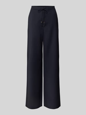 Oversized Weite Hose aus reiner Schurwolle Modell 'BERARD' Shop The Look MANNEQUINE