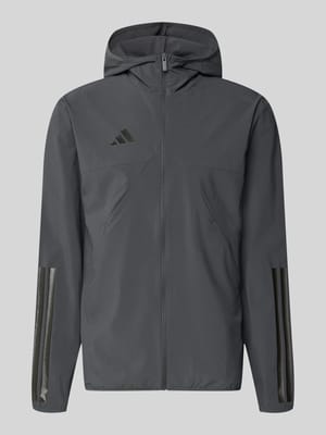 Slim Fit Funktionsjacke aus schnelltrocknendem Material Shop The Look MANNEQUINE