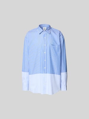 Relaxed Fit Freizeithemd mit Brusttasche Shop The Look MANNEQUINE