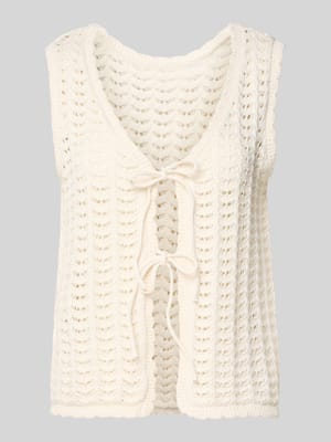 Strickweste mit Schnürung Modell 'DOSIA' Shop The Look MANNEQUINE
