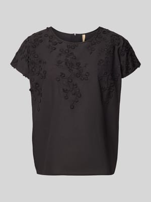 Regular Fit Bluse mit Rundhalsausschnitt Modell 'FAHIMA' Shop The Look MANNEQUINE