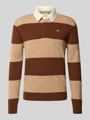 Strickpullover mit Label-Stitching Shop The Look MANNEQUINE