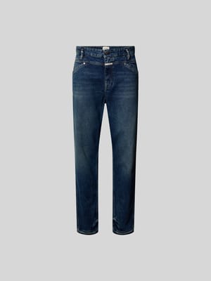 Tapered Fit Jeans mit Logo-Patch Shop The Look MANNEQUINE