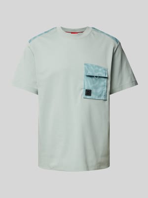 T-Shirt mit Label-Patch Modell 'Dabieno' Shop The Look MANNEQUINE
