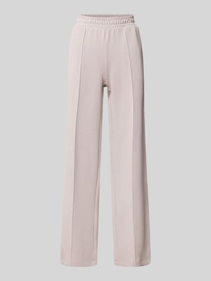 Straight Leg Sweatpants mit fixierten Bügelfalten Shop The Look MANNEQUINE