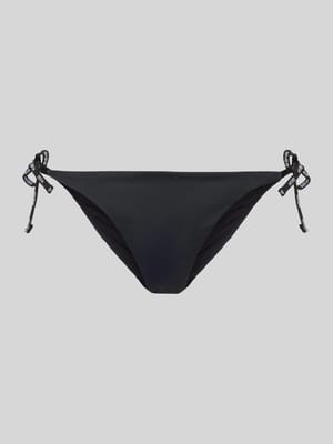 Bikinibroekje met vetersluiting en labeldetails Shop The Look MANNEQUINE