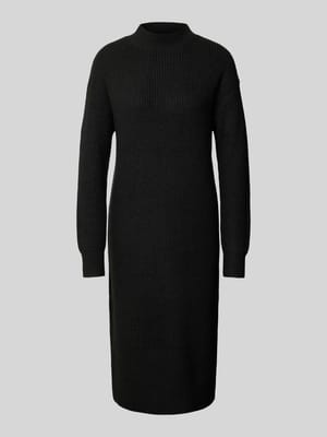 Strickkleid mit Turtleneck Shop The Look MANNEQUINE