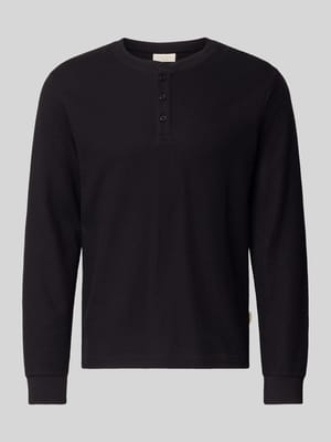 regular fit longsleeve in brei-look model 'Niagara' Shop The Look MANNEQUINE