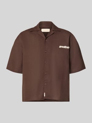 Relaxed Fit Leinenhemd mit Label-Stitching Shop The Look MANNEQUINE