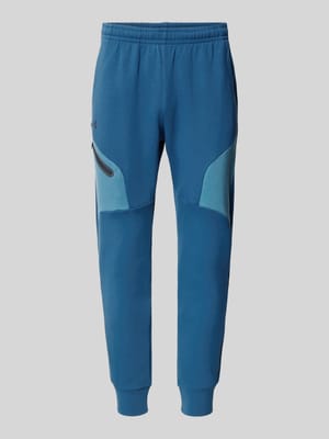Regular Fit Sweatpants mit Logo-Print Modell 'Unstoppable' Shop The Look MANNEQUINE