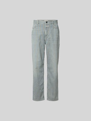 Straight Fit Jeans mit Logo-Patch Shop The Look MANNEQUINE