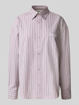 Relaxed Fit Bluse mit Brusttasche Modell 'Grimsby' Shop The Look MANNEQUINE