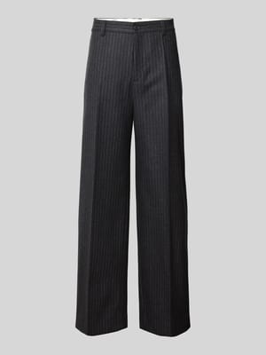 Spodnie materiałowe o kroju relaxed fit z mieszanki bawełny Shop The Look MANNEQUINE