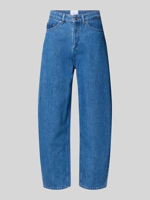 Jeans o kroju barrel leg - curated by 'Tinvcb' Shop The Look MANNEQUINE