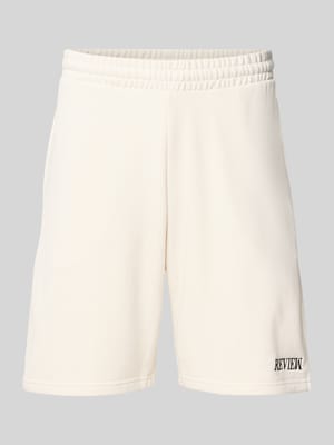 Szorty dresowe o kroju regular fit z wyhaftowanym logo Shop The Look MANNEQUINE