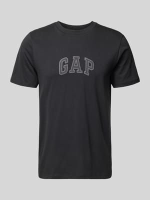 T-Shirt mit Logo-Patch und Rundhalsausschnitt Shop The Look MANNEQUINE