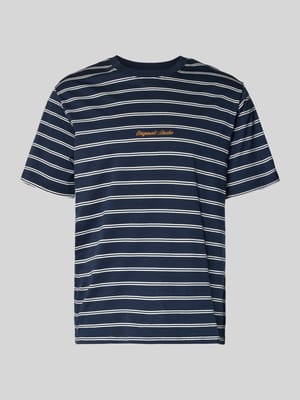 T-Shirt mit Streifenmuster und Rundhalsausschnitt Shop The Look MANNEQUINE