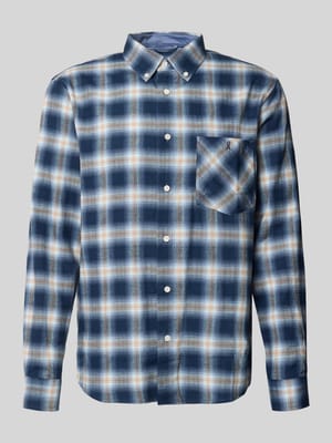Relaxed Fit Freizeithemd aus reiner Baumwolle Modell 'COTTON CHECK LONGSLEEVE' Shop The Look MANNEQUINE