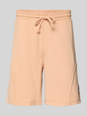 Regular Fit Sweatshorts aus Baumwoll-Mix Modell 'NURAZORT' Shop The Look MANNEQUINE