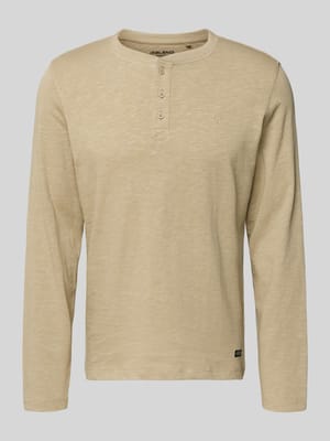 Bluzka z długim rękawem i krótką listwą guzikową model ‘BRAT’ Shop The Look MANNEQUINE