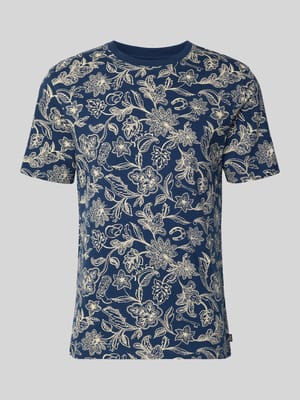 T-Shirt im Allover-Look mit Rundhalsausschnitt Shop The Look MANNEQUINE