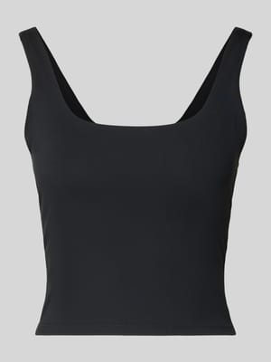 Slim Fit Top mit integriertem BH Modell 'Pureluxe' Shop The Look MANNEQUINE