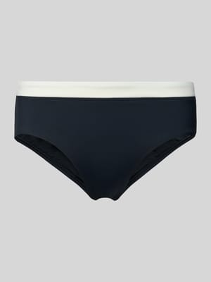 Bikini-Slip mit elastischem Bund Modell 'Blanca Beach' Shop The Look MANNEQUINE