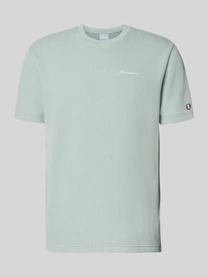 T-Shirt mit Strukturmuster und Label-Stitchings Shop The Look MANNEQUINE