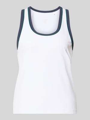 Top mit Rundhalsausschnitt Modell 'Tegan' Shop The Look MANNEQUINE