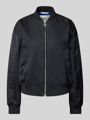 Regular Fit Blouson im Aviator-Stil aus glänzendem Twill Shop The Look MANNEQUINE