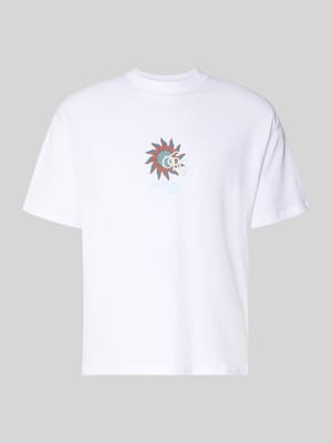 T-Shirt mit Label-Print und Rundhalsausschnitt Shop The Look MANNEQUINE