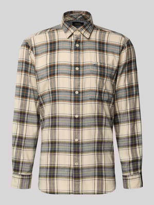 Regular Fit Freizeithemd aus Flanell mit Label-Stitching Shop The Look MANNEQUINE