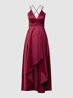 Abendkleid mit Herz-Ausschnitt Shop The Look MANNEQUINE