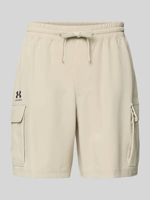 Straight Fit Shorts mit Cargo-Taschen Modell 'Vibe' Shop The Look MANNEQUINE