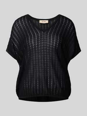 Strickpullover mit V-Ausschnitt Modell 'Shani Plain' Shop The Look MANNEQUINE