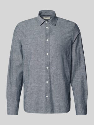 Regular Fit Freizeithemd mit Kentkragen Modell 'ABAN' Shop The Look MANNEQUINE