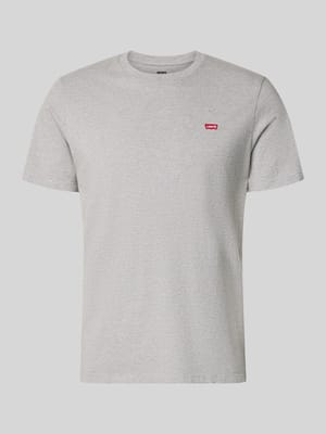 T-Shirt mit Label-Detail Shop The Look MANNEQUINE