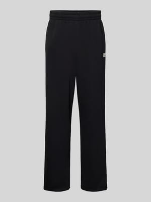 Straight Fit Sweatpants mit Gesäßtasche Shop The Look MANNEQUINE