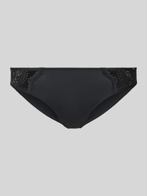String mit Spitzenbesatz Shop The Look MANNEQUINE