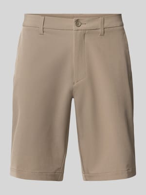 Slim Fit Chinoshorts mit Bügelfalten Shop The Look MANNEQUINE