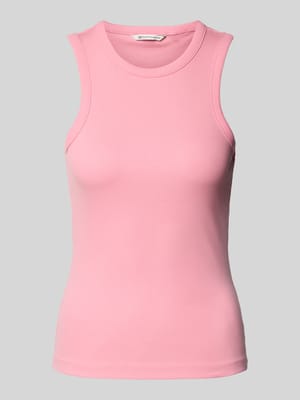 Top o kroju regular fit z drobnym prążkowaniem Shop The Look MANNEQUINE