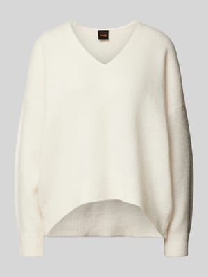 Strickpullover mit V-Ausschnitt Modell 'Fondella' Shop The Look MANNEQUINE