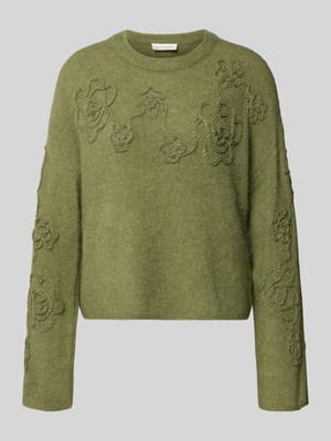 Relaxed Fit Strickpullover mit Alpaka-Anteil Modell 'Miabelle Hope' Shop The Look MANNEQUINE