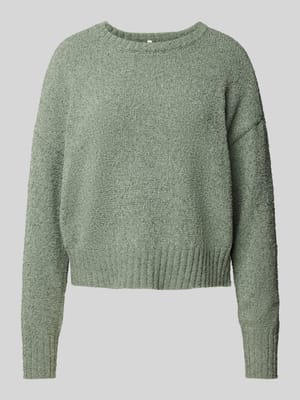 Loose Fit Strickpullover mit weichem Garn Modell 'TERESA' Shop The Look MANNEQUINE