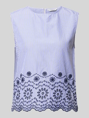 Relaxed Fit Bluse mit floralem Lochstitching Modell 'Inzi' Shop The Look MANNEQUINE