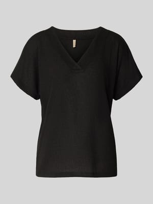 Regular Fit T-Shirt mit V-Ausschnitt Modell 'DELIA' Shop The Look MANNEQUINE