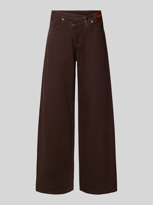 Wide Fit Jeans aus reiner Baumwolle in asymmetrischem Look Shop The Look MANNEQUINE