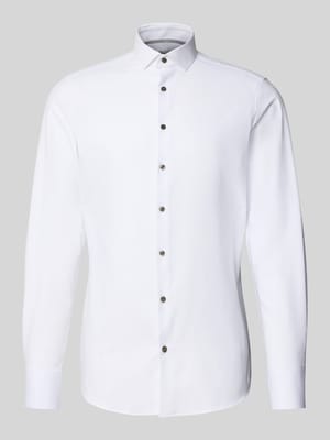 Koszula biznesowa o kroju slim fit z kołnierzykiem typu kent Shop The Look MANNEQUINE